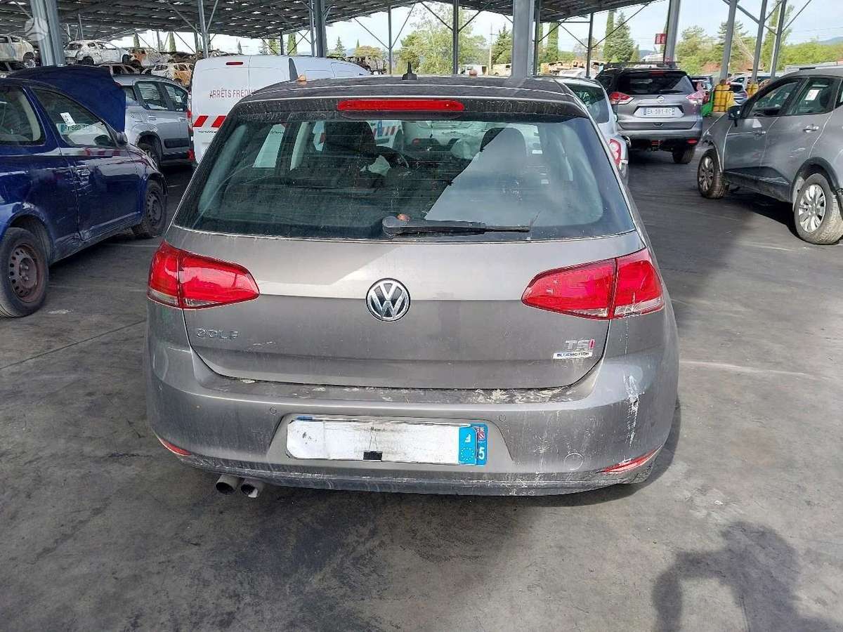 Volkswagen Golf по частям