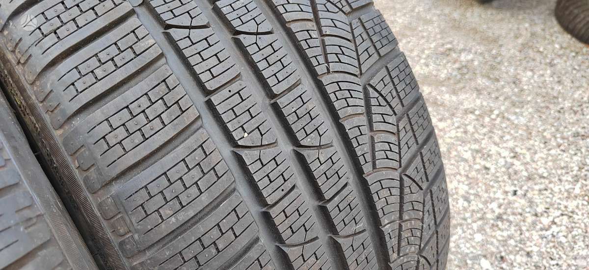 Pirelli Soto Zero 2, зимние 255/35 R19