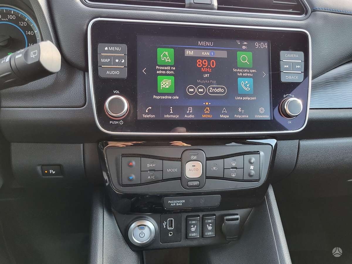 Nissan Leaf, 40 kWh, hatchback