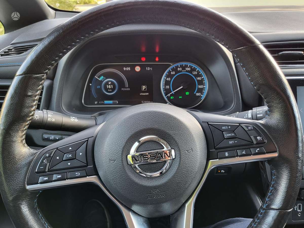 Nissan Leaf, 40 kWh, hatchback