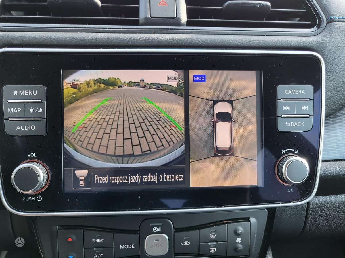 Nissan Leaf, 40 kWh, hatchback