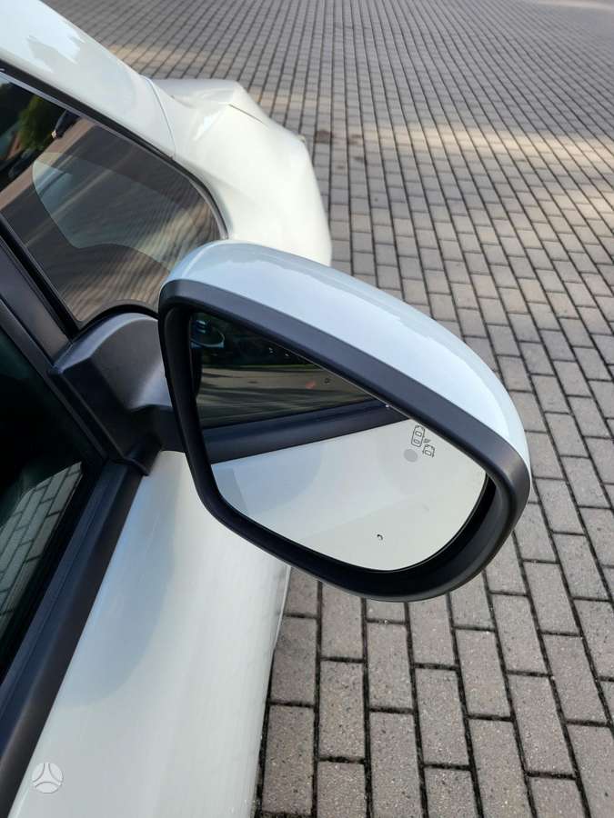 Nissan Leaf, 40 kWh, hatchback