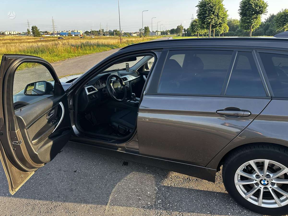 BMW 318, 2.0 l., wagon