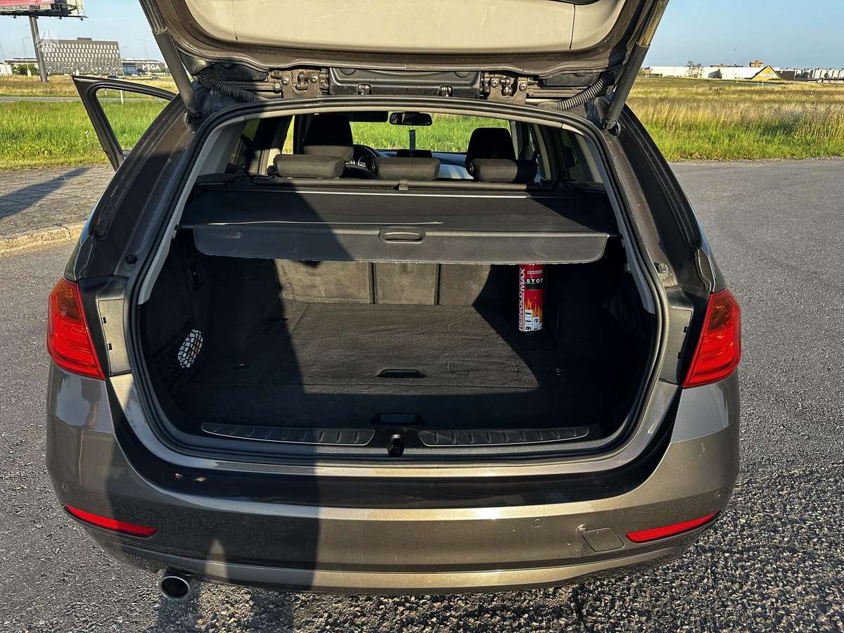 BMW 318, 2.0 l., Универсал