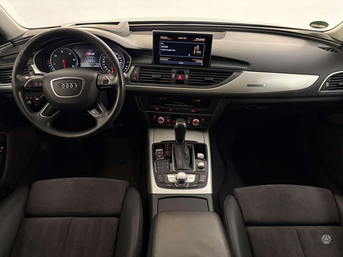 Audi A6, 3.0 l., Седан