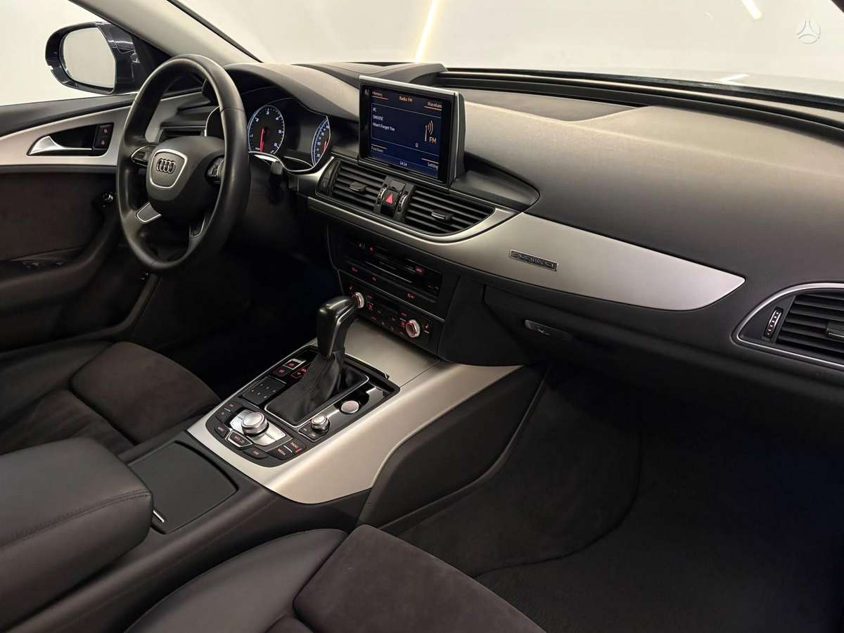Audi A6, 3.0 l., Седан