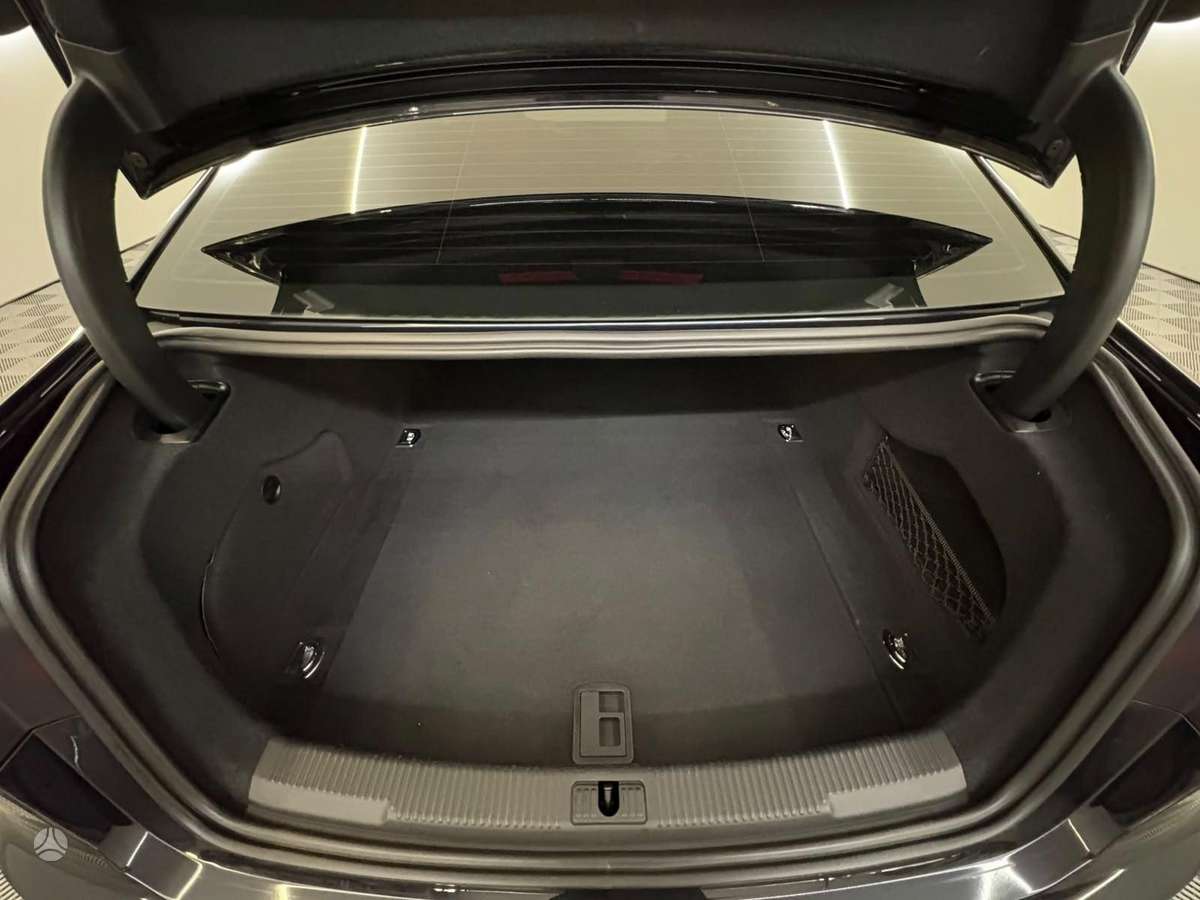 Audi A6, 3.0 l., Седан