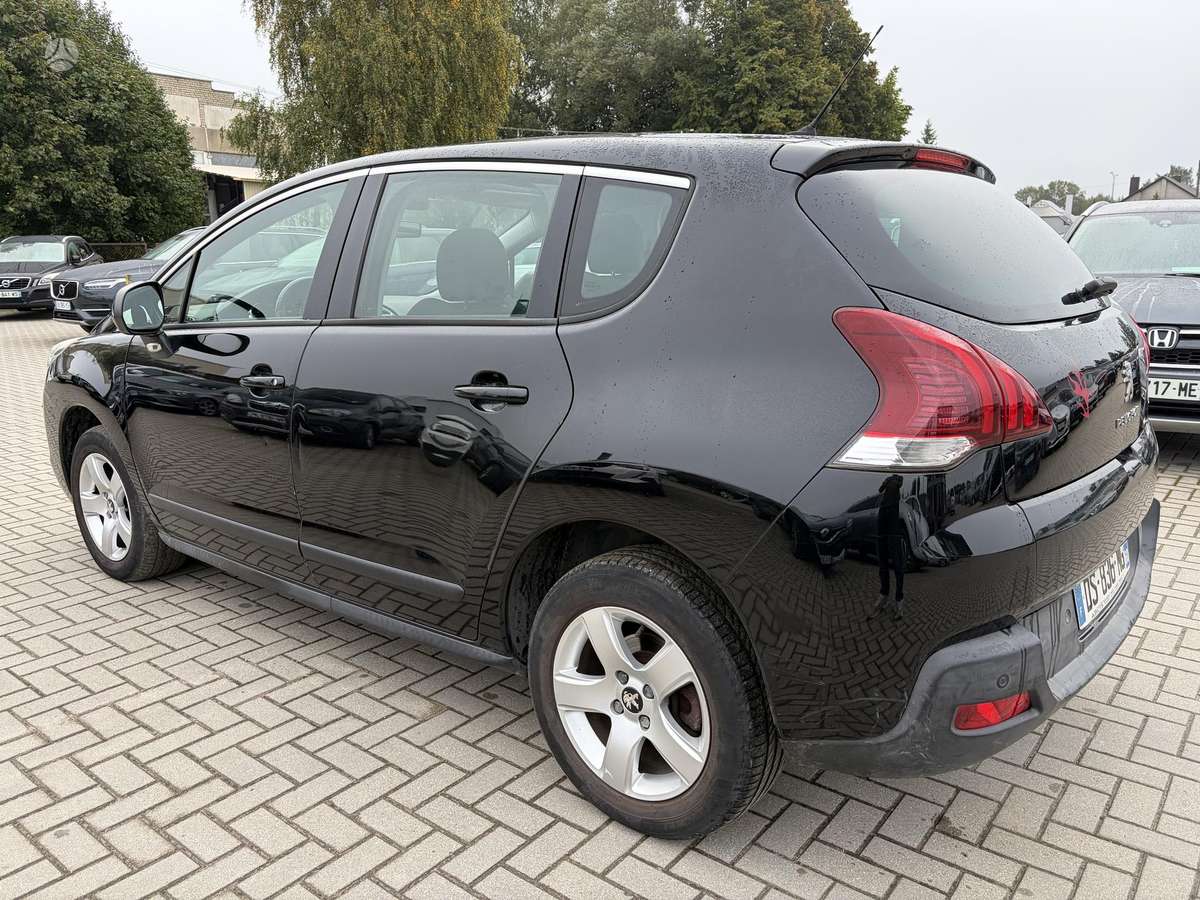 Peugeot 3008, 1.2 l., hatchback