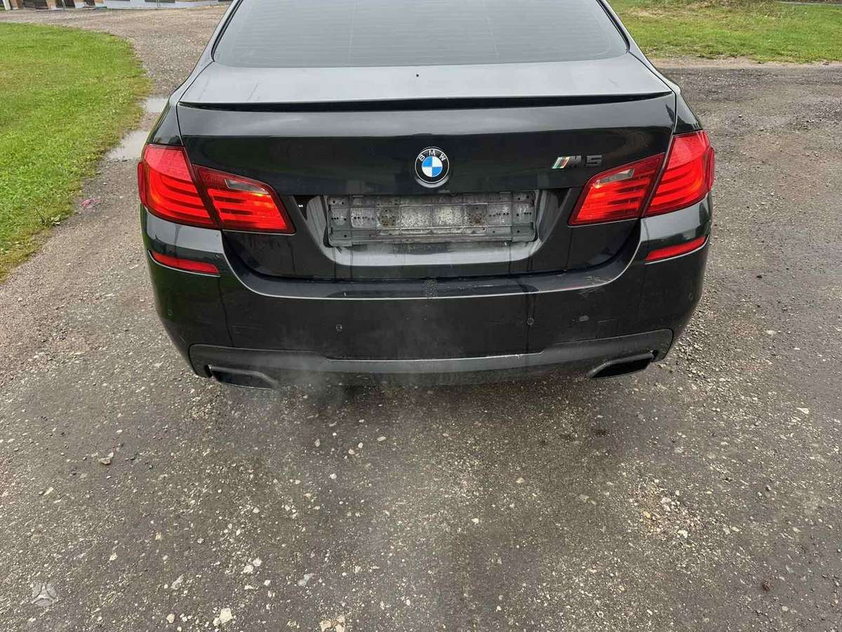 BMW 520, 2.0 l., Седан