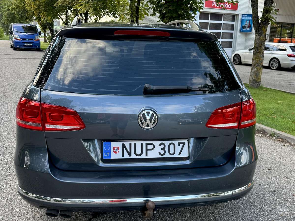 Volkswagen Passat, 2.0 l., Универсал