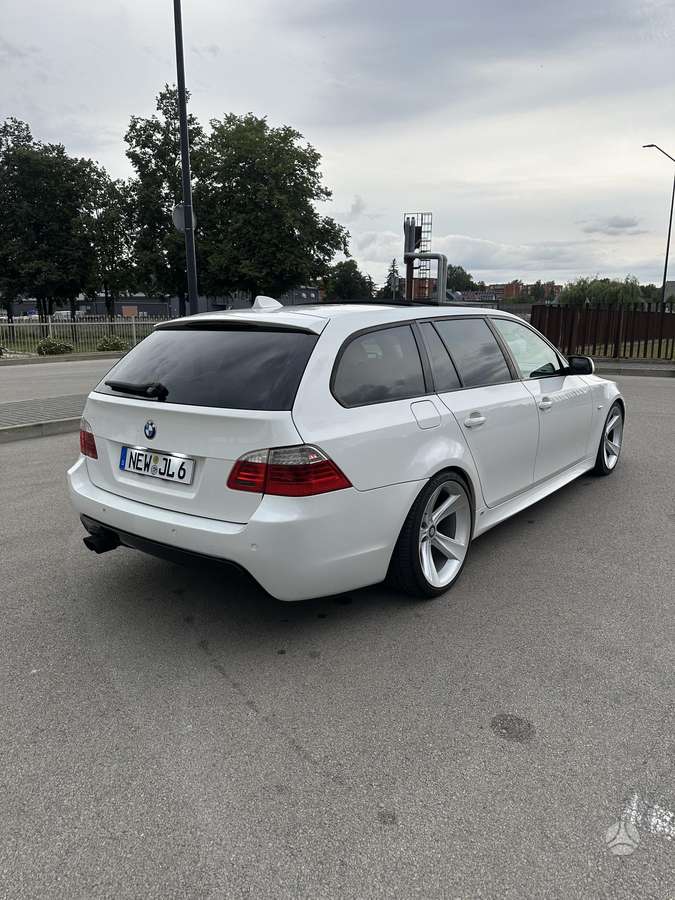 BMW 535, 3.0 l., universalas