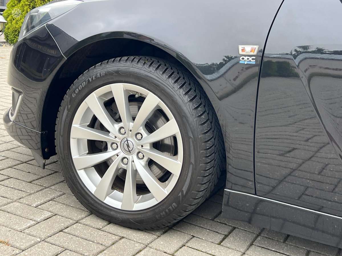 Opel Insignia, 2.0 l., Универсал