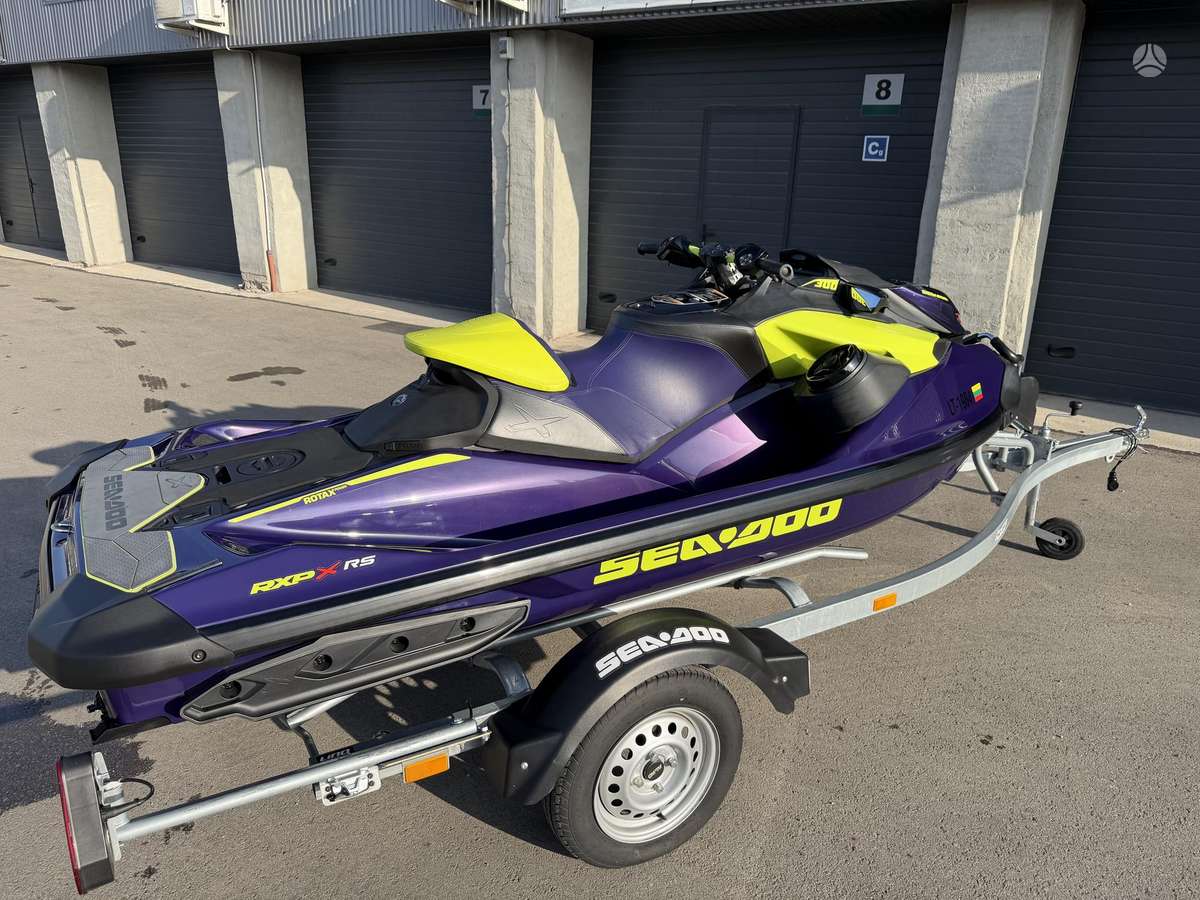 Sea-Doo Rxp300, jet skis