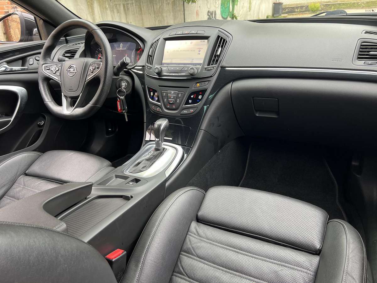 Opel Insignia, 2.0 l., Универсал