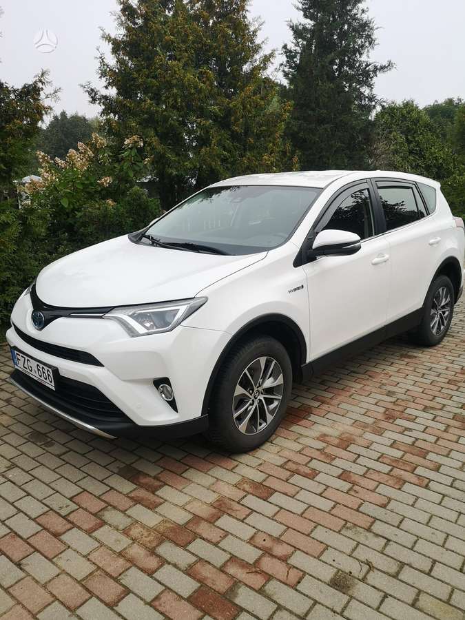 Toyota RAV4 - 2