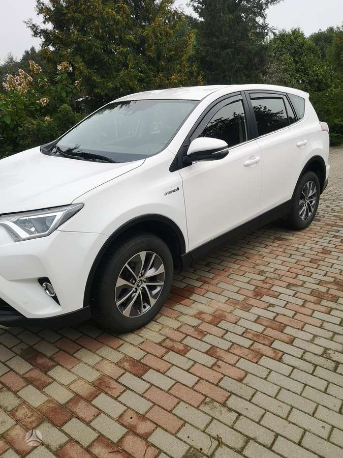 Toyota RAV4 - 7