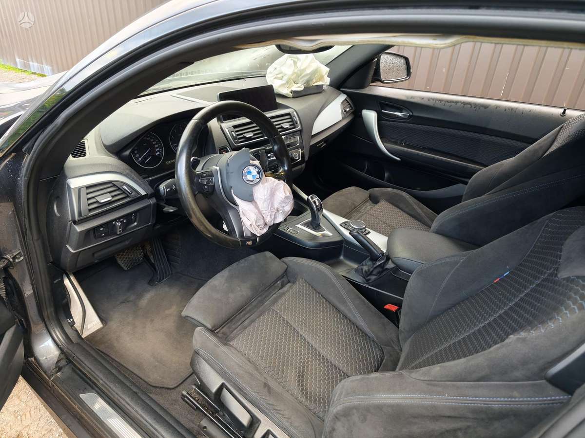 BMW 220, 2.0 l., coupe