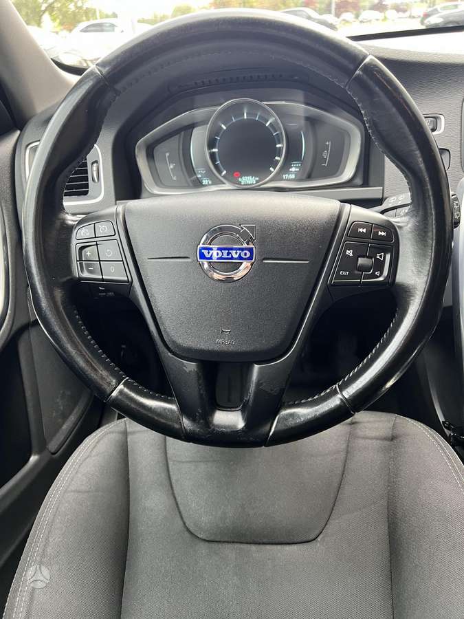 Volvo V60, 1.6 l., wagon