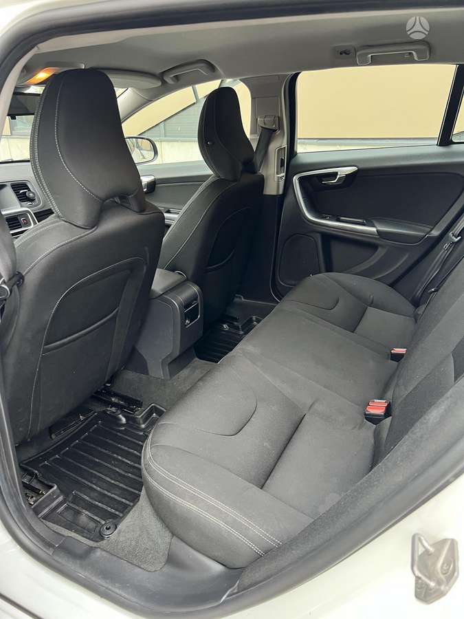 Volvo V60, 1.6 l., universalas