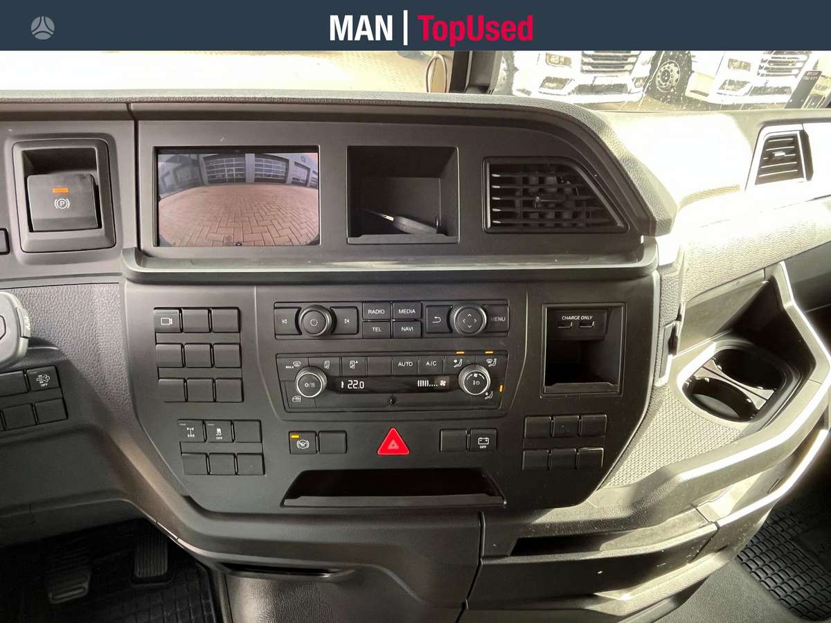 MAN TGX 18.480 4x2 GX LED D30 (0799), double sleeper