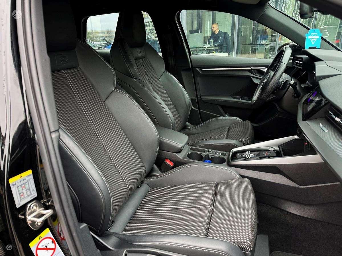 Audi A3, 1.0 l., Хэтчбек