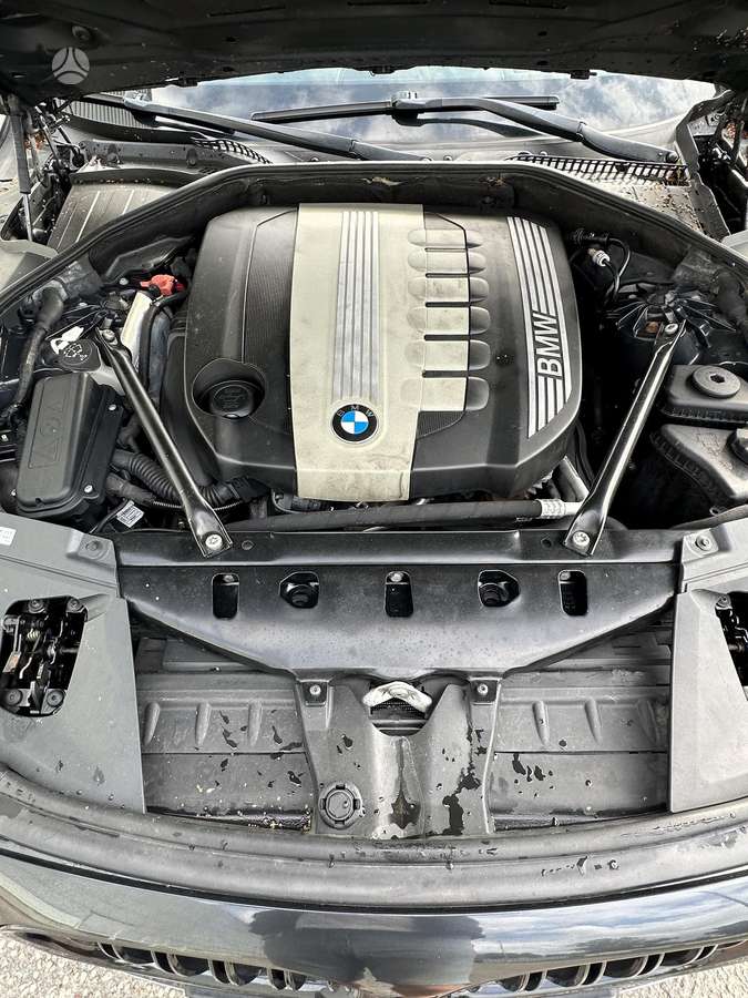 BMW 730, 3.0 l., Седан