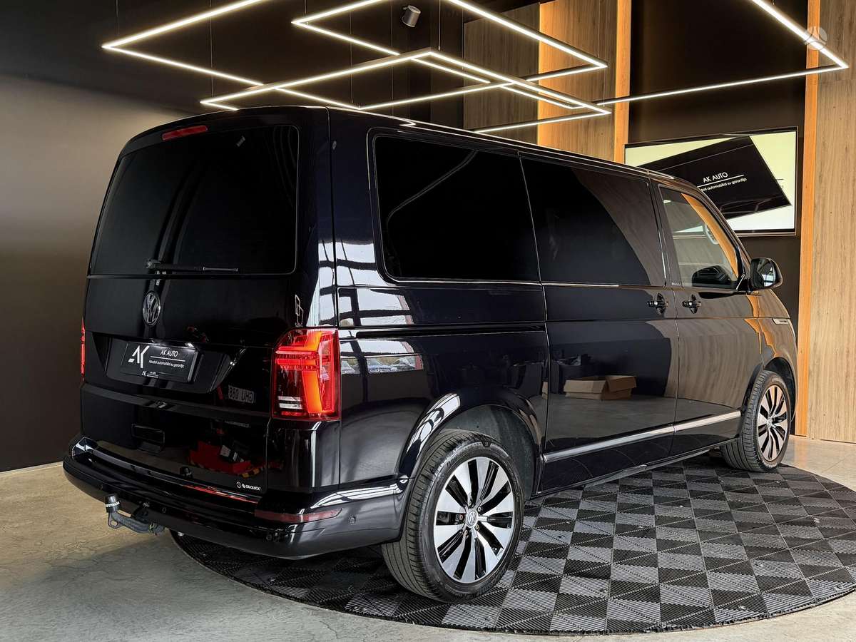 Volkswagen Multivan - 12