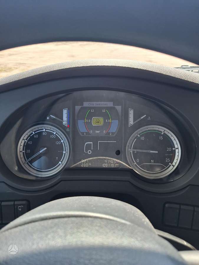 DAF XF 460, 2 miegamosios vietos