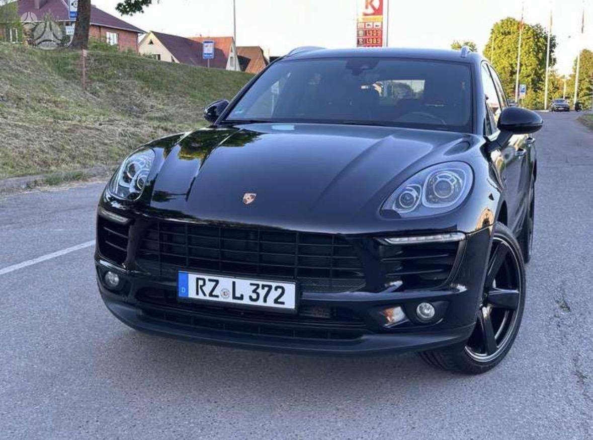 Porsche Macan - 3