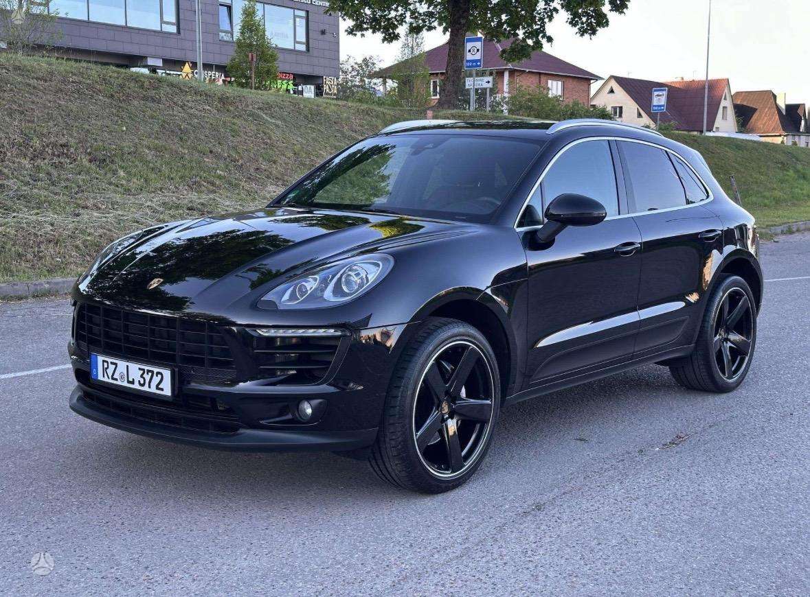 Porsche Macan - 4