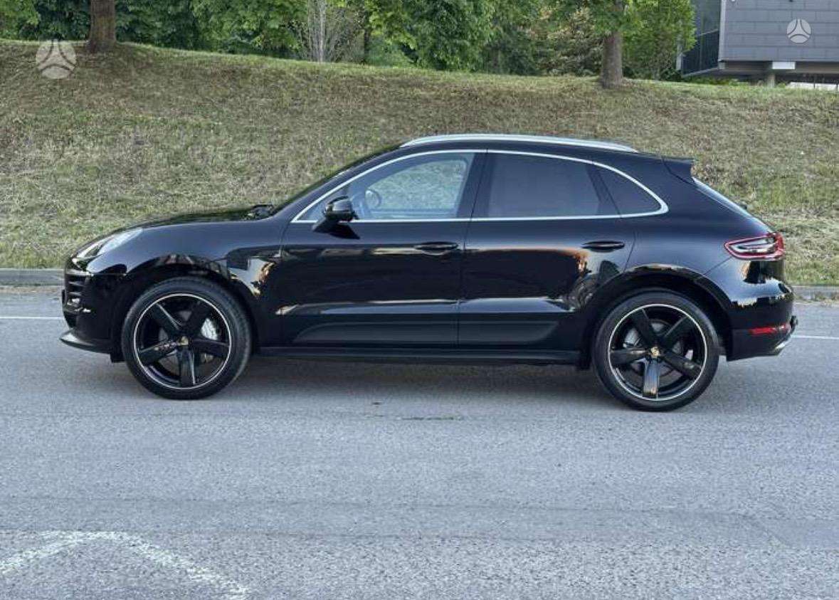 Porsche Macan - 5
