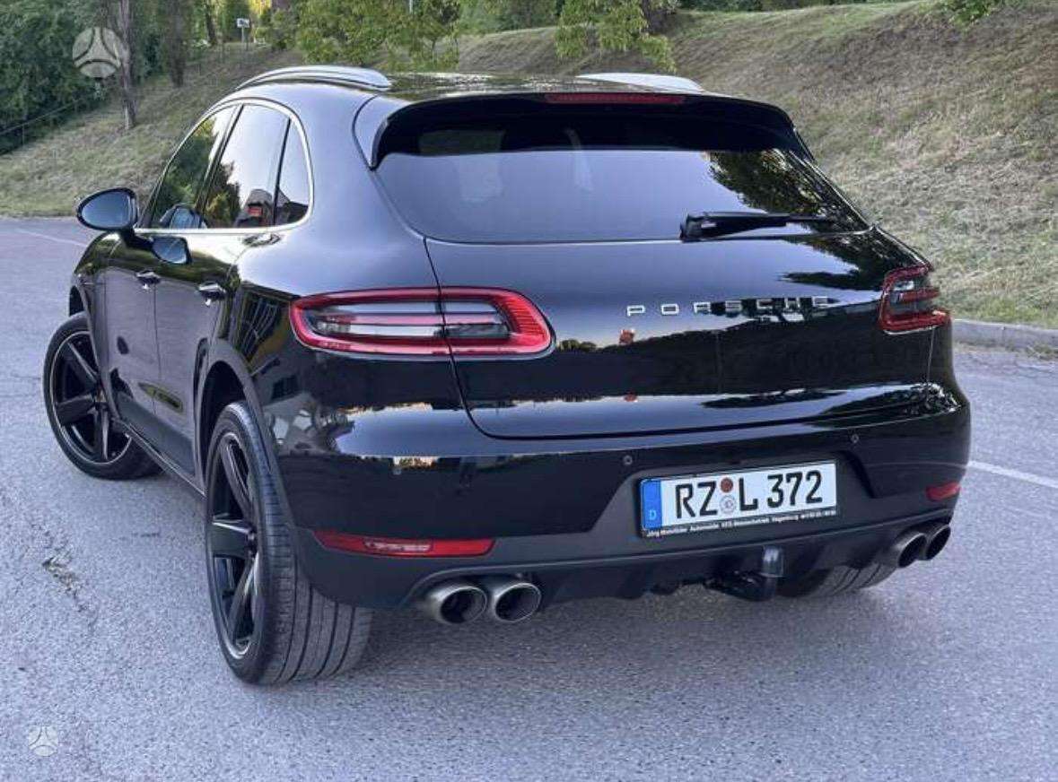 Porsche Macan - 8