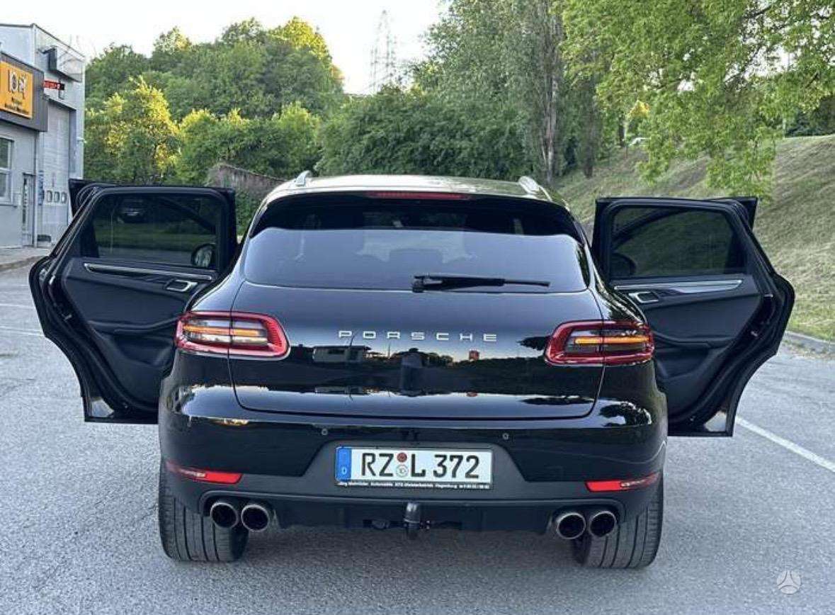 Porsche Macan - 10