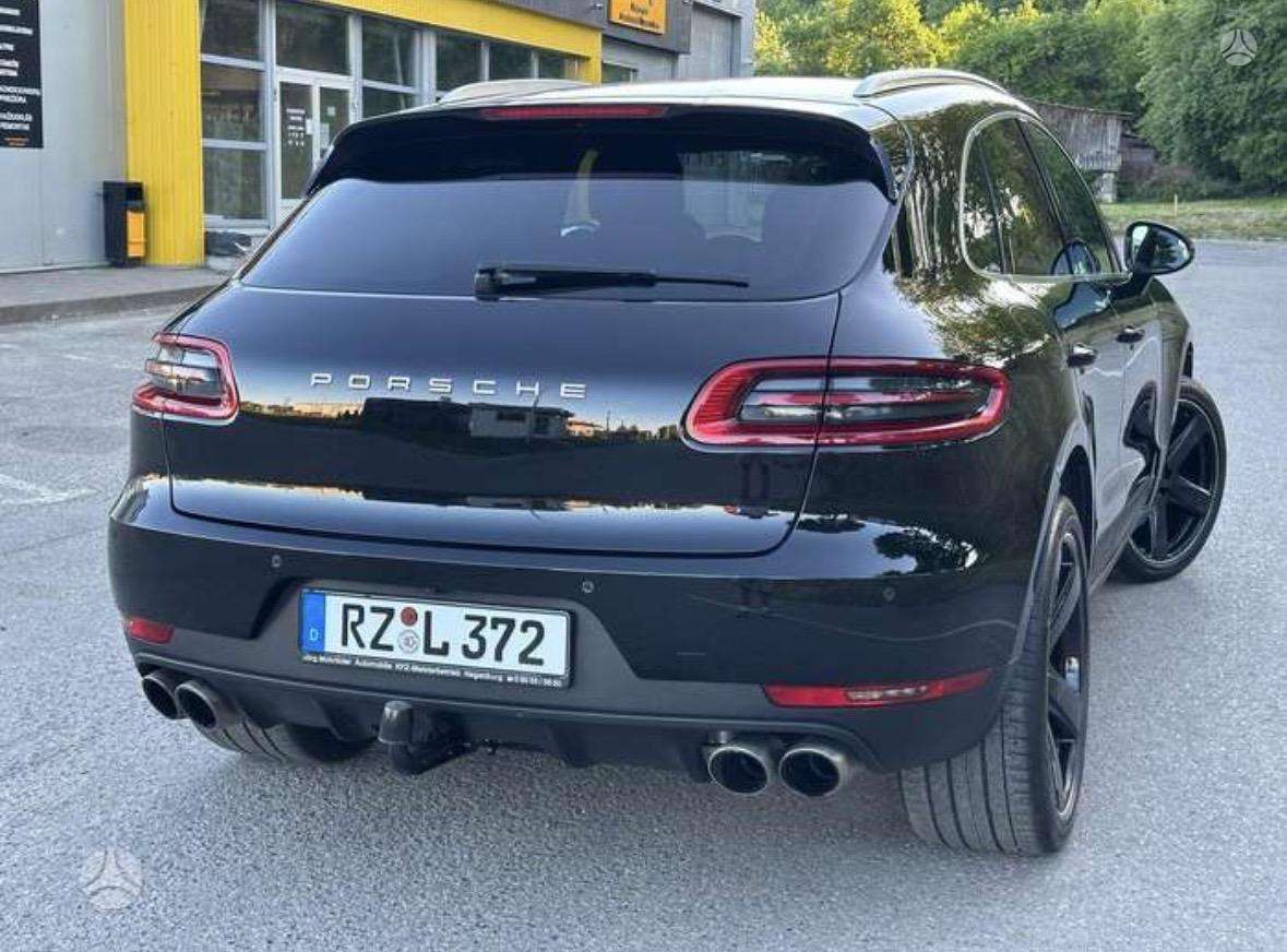 Porsche Macan - 11