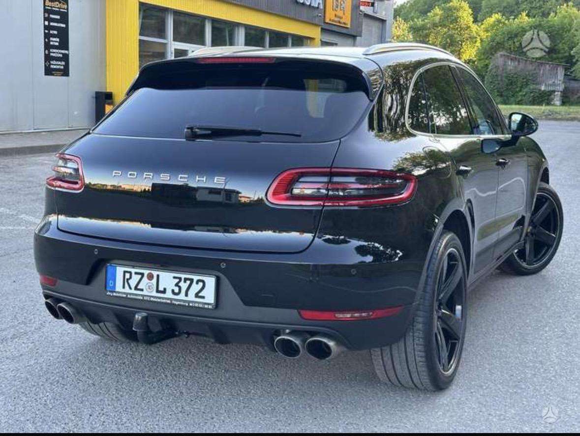 Porsche Macan - 12