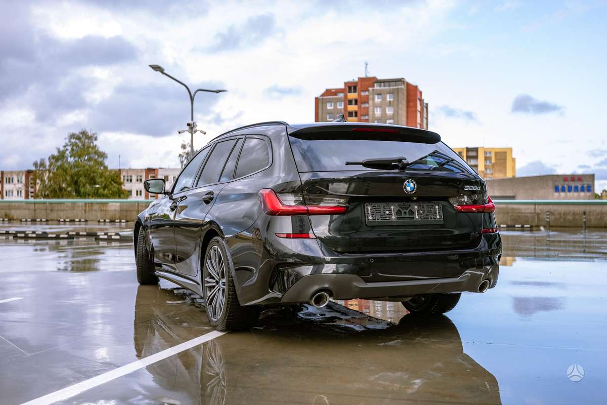 BMW 320, 2.0 l., wagon