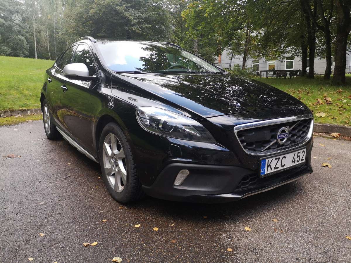 Volvo V40 Cross Country - 3