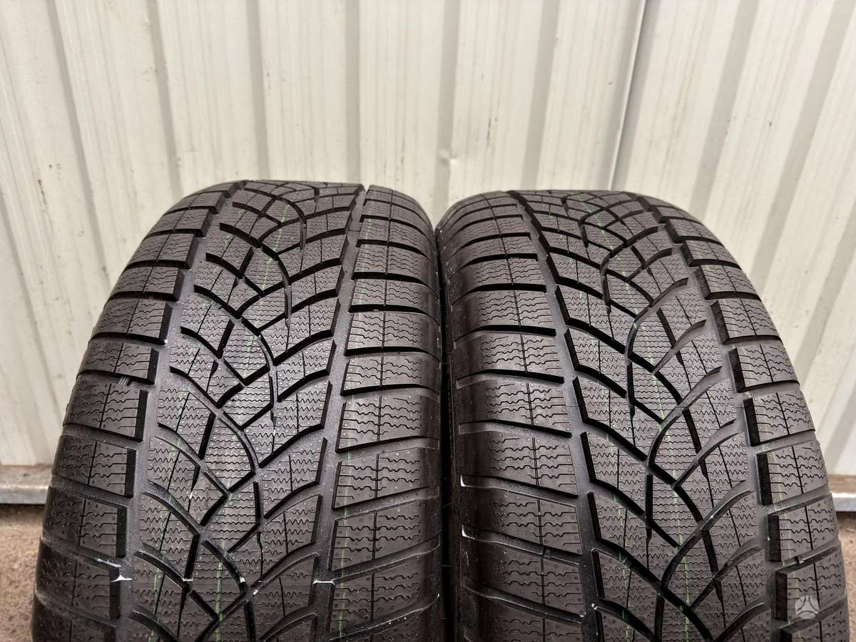 Goodyear Ultra Grip Performance+, winter 265/50 R20