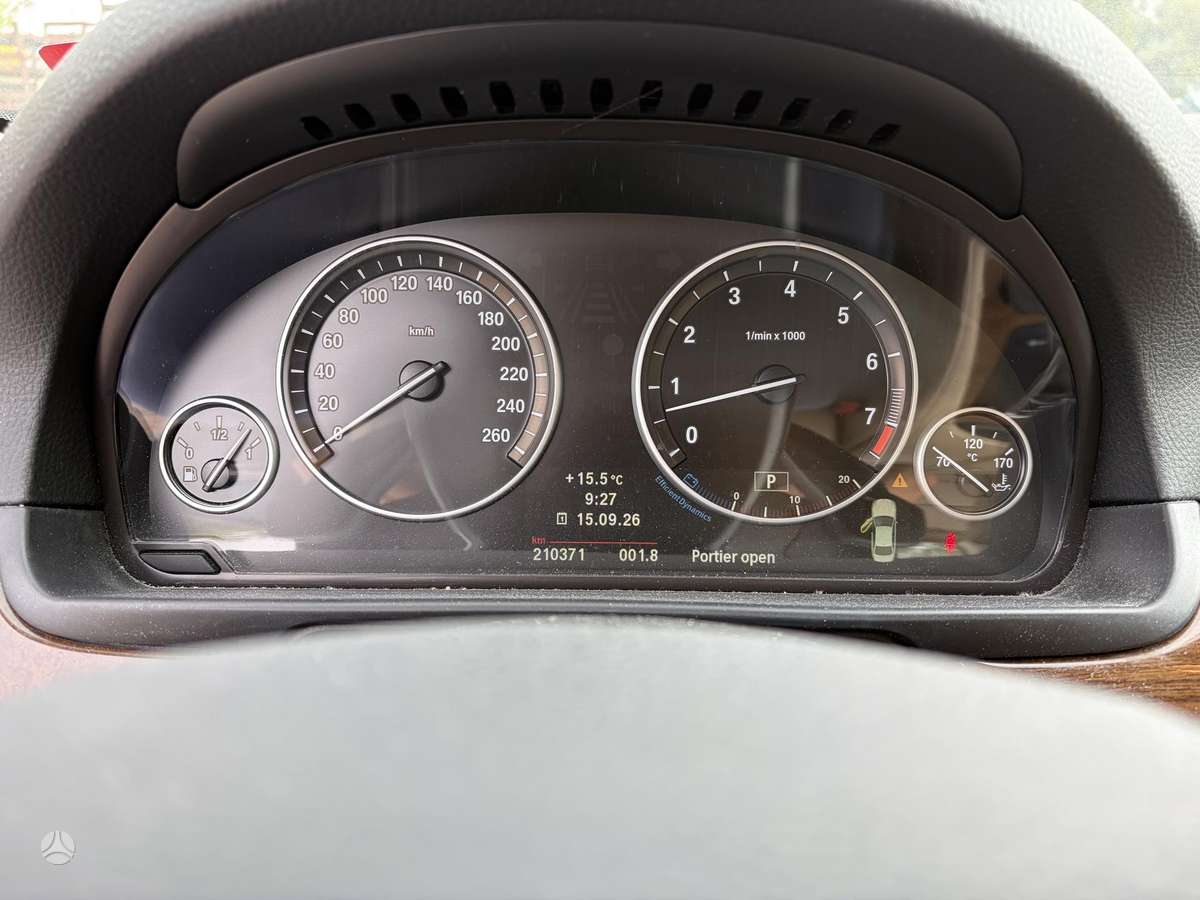 BMW 523, 3.0 l., Седан