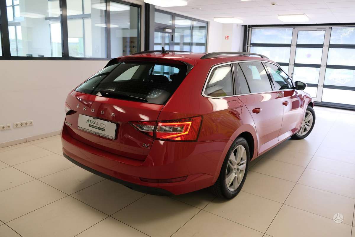 Škoda Superb - 2