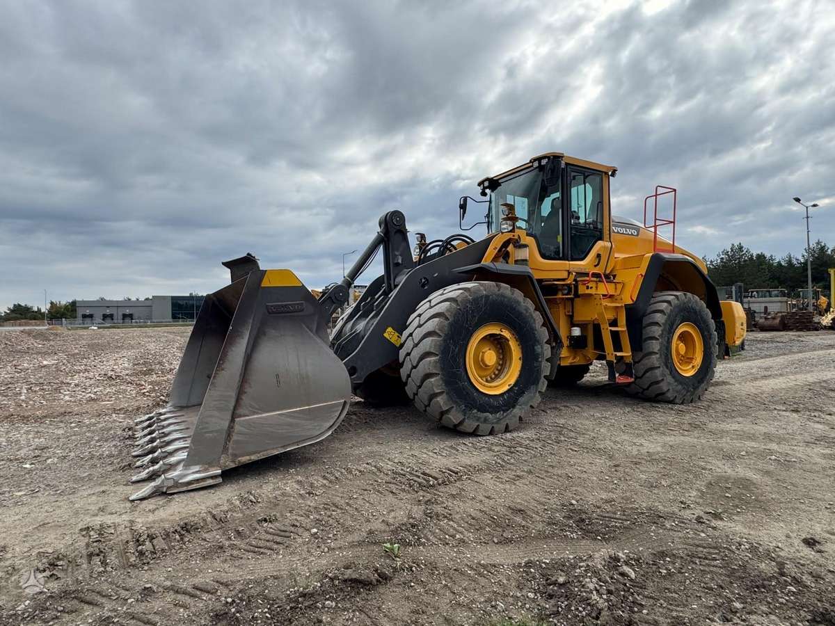 Volvo L180H, frontal loader