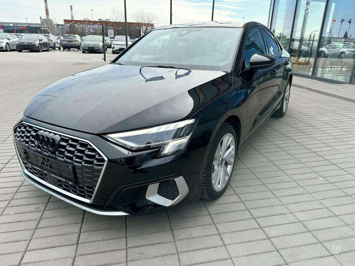 Audi A3, 1.0 l., Седан