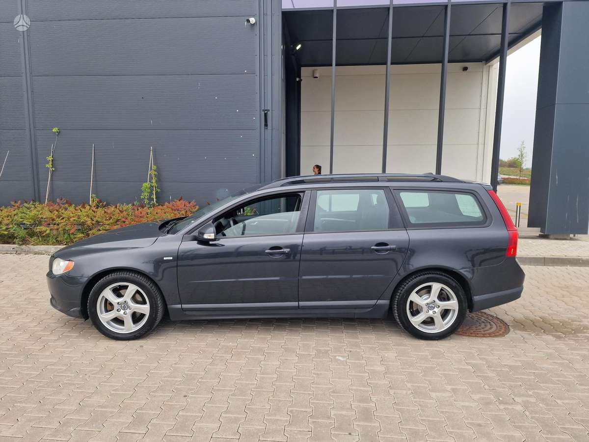 Volvo V70 - 8