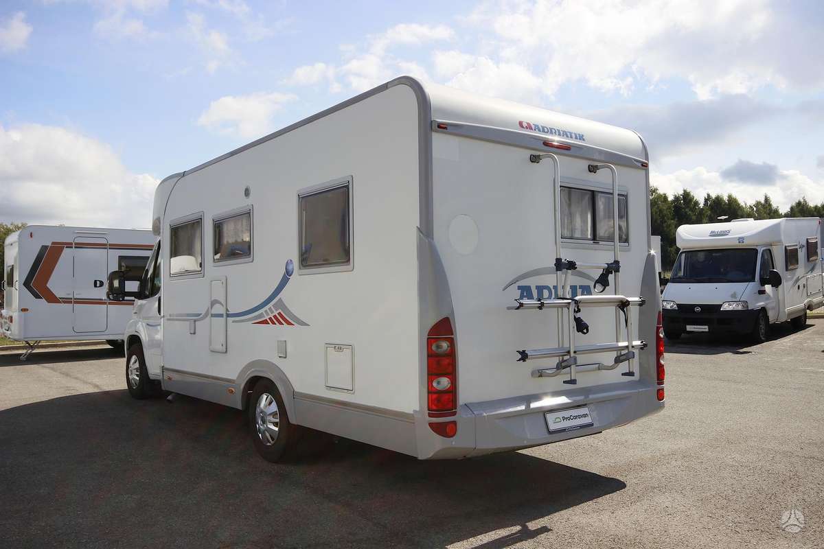 Adria Coral S 650 SP, campers