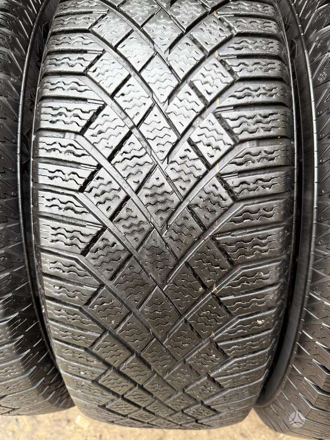 Continental VikingContact 7, winter 225/65 R17