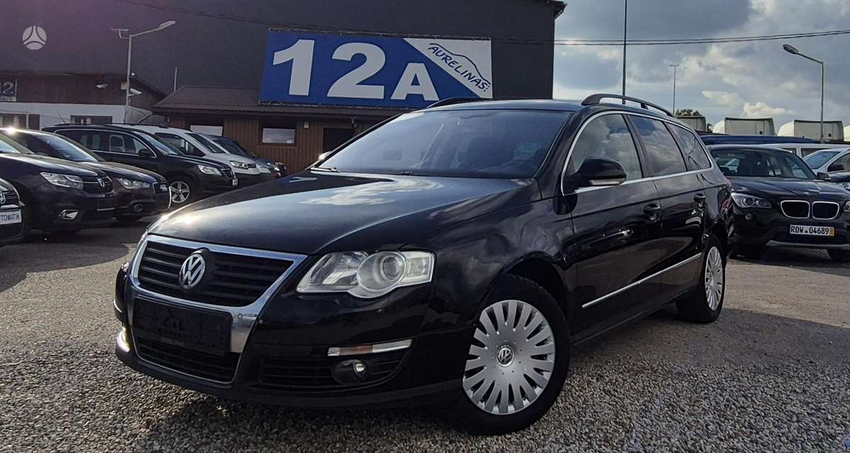 Volkswagen Passat - 1