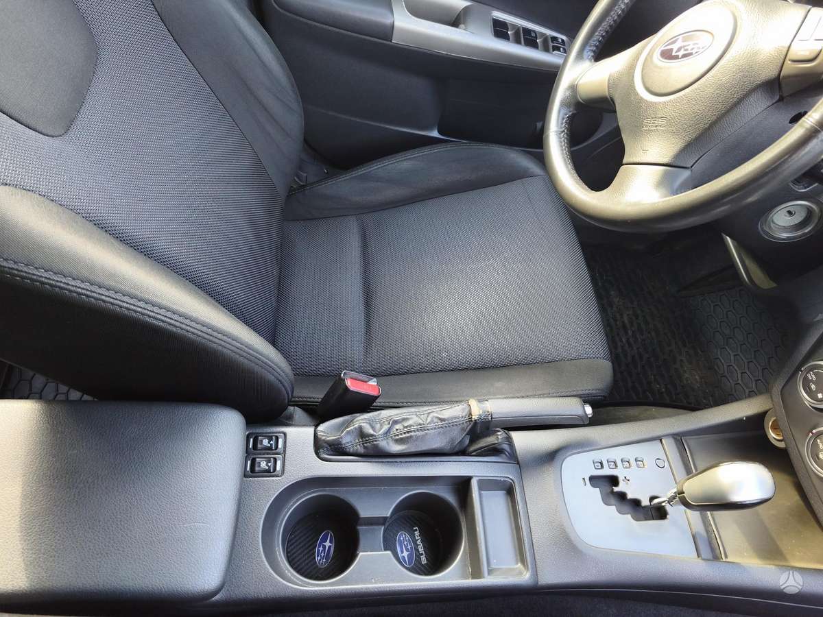 Subaru Impreza, 2.0 l., hatchback