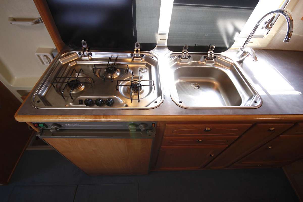 Euramobil C 672 HB, campers