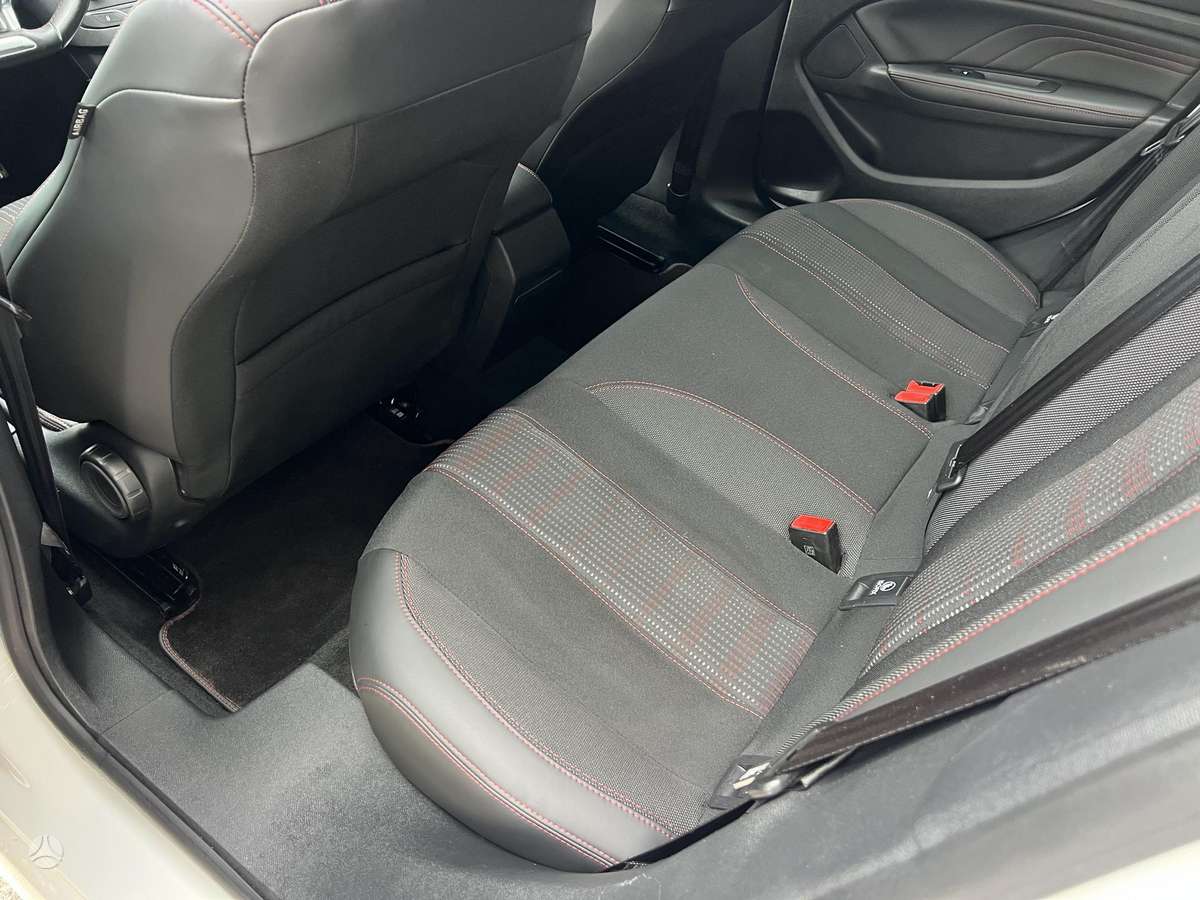 Peugeot 308 - 10