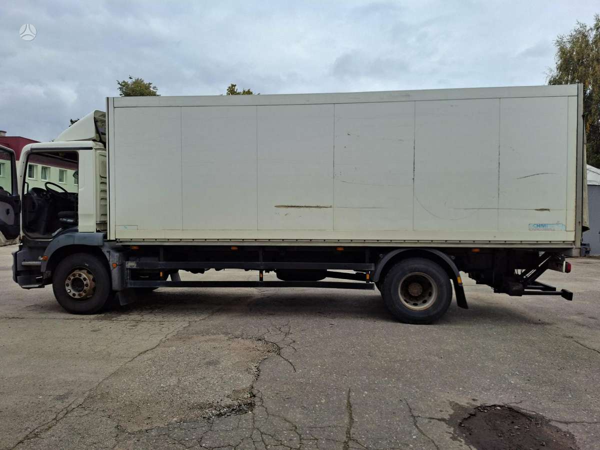 MAN TGM 15.240, isothermal trucks